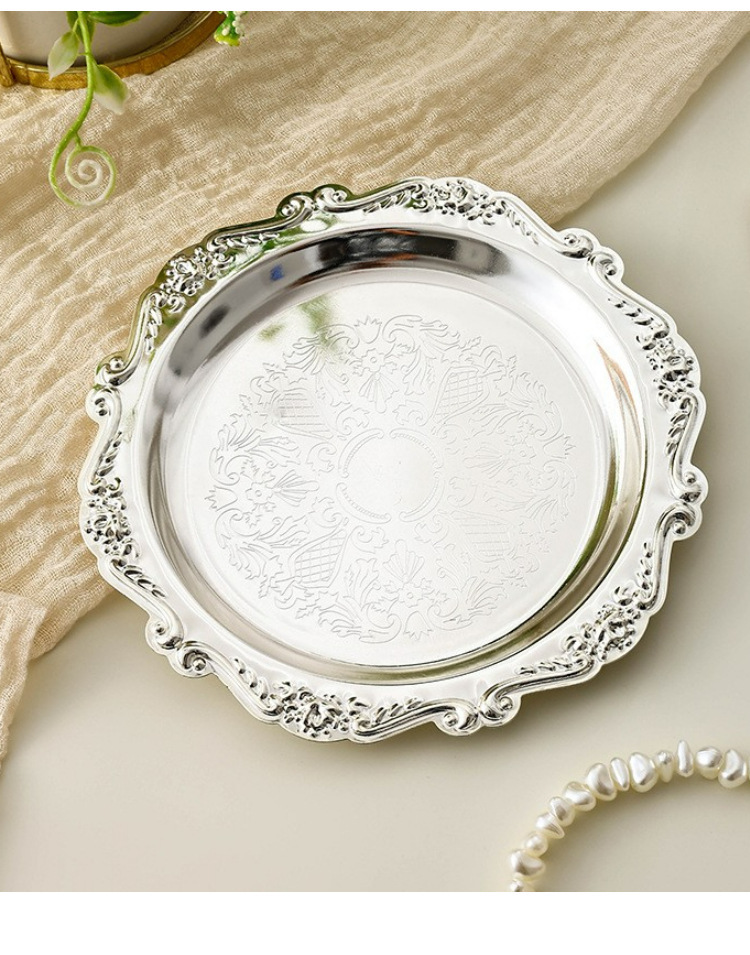 Vintage Collectible Dishes - Nampan Logam Vintage Berukir Mewah untuk