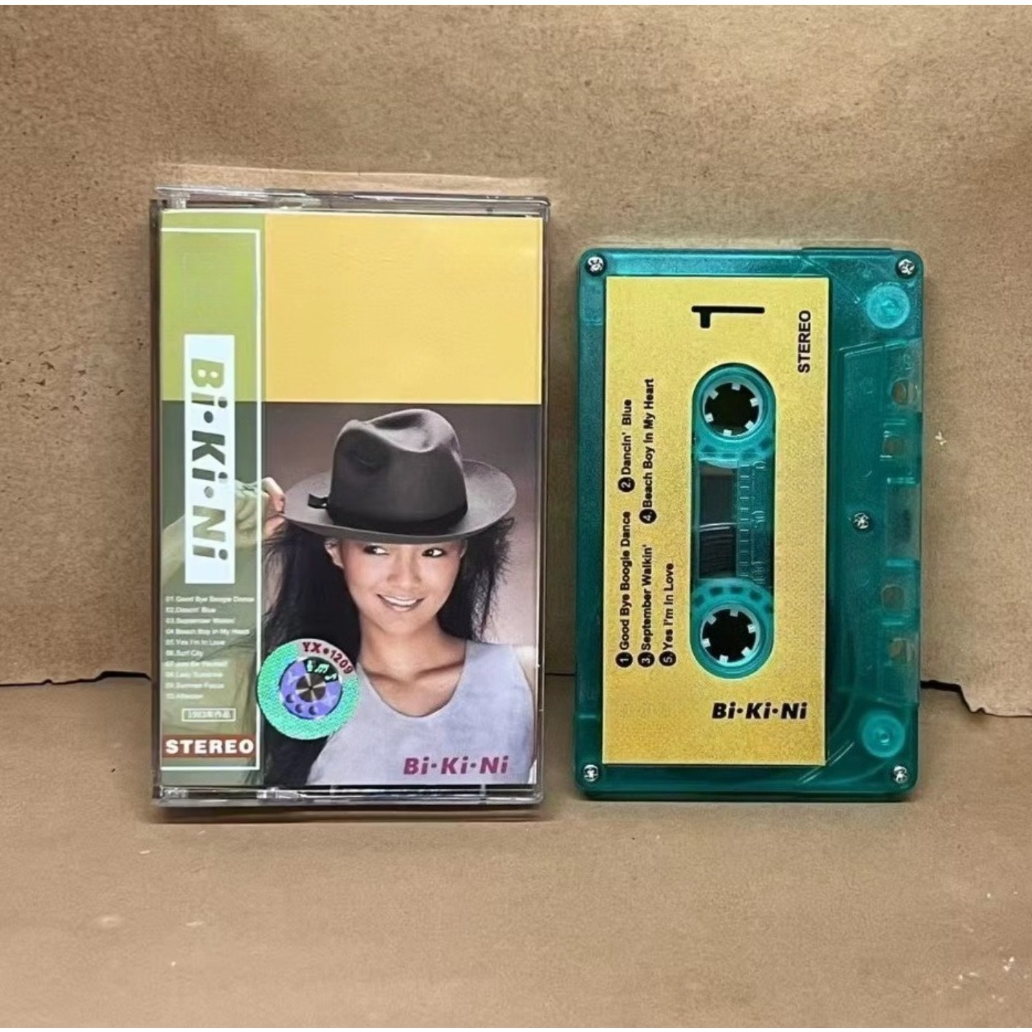 Kaset Musik Pop Urban Jepang R - Vintage Collectible & Vintage Dolls ulasan dan harga