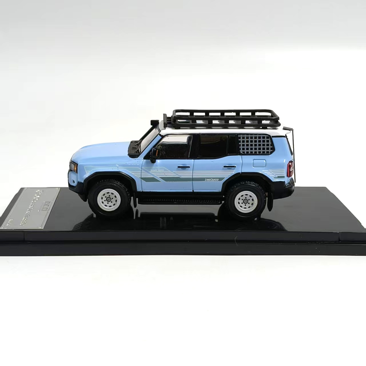 Model Mobil Diecast DCM Skala  - Vintage Collectible & Vintage Dolls ulasan dan harga